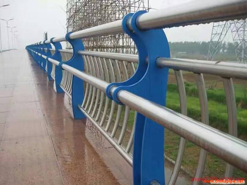 不锈钢复合管桥梁栏杆-5