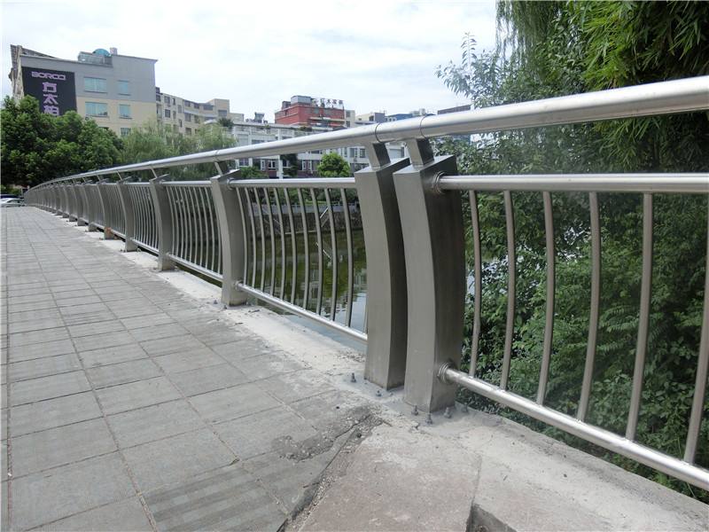 不锈钢复合管桥梁栏杆-25