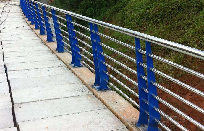 不锈钢复合管桥梁栏杆-27